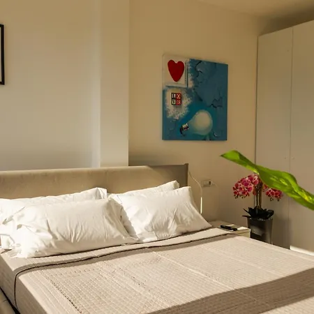 Apartmán Ampio, Luminoso E In Posizione Strategica 4a *